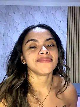 safadinhaquenteW online show from 11.07.25