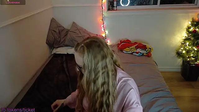 Pattyworld69 online show from 12.19.25