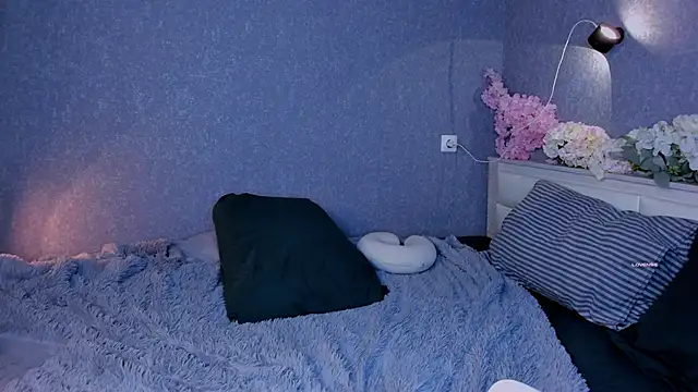 Soundless-Voice online show from 04.19.26