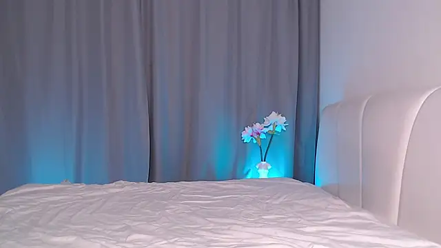 Snapshot of Diarisska chatting on 12.03.25 Diarisska online show from 12.03.25