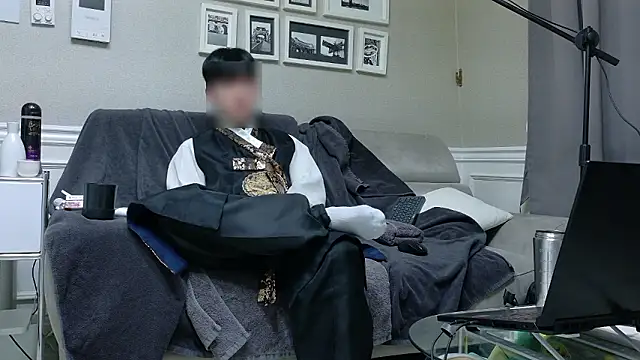 Snapshot of koreanboy2341 chatting on 02.16.26 koreanboy2341 online show from 02.16.26