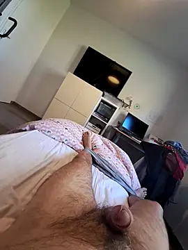 Snapshot of nico33000a chatting on 11.03.25 nico33000a online show from 11.03.25