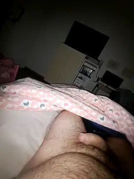 Snapshot of nico33000a chatting on 11.30.25 nico33000a online show from 11.30.25