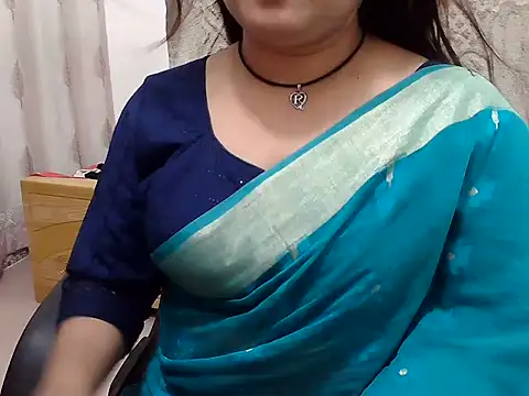 Snapshot of SexyRani2000 chatting on 08.02.26 SexyRani2000 online show from 08.02.26