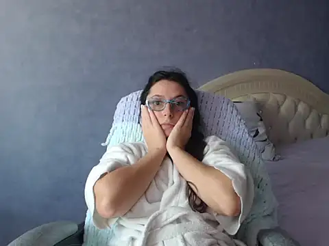 LuckyLisa23 online show from 11.06.25