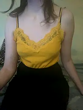 KittieCreme online show from 12.04.25