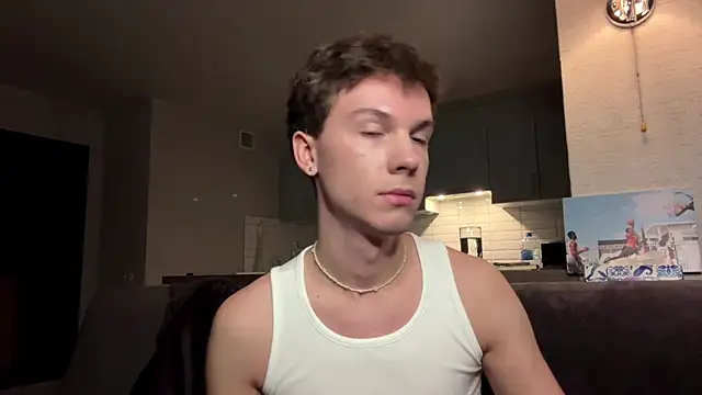 Snapshot of Jeremy1Scott chatting on 11.04.25 Jeremy1Scott online show from 11.04.25