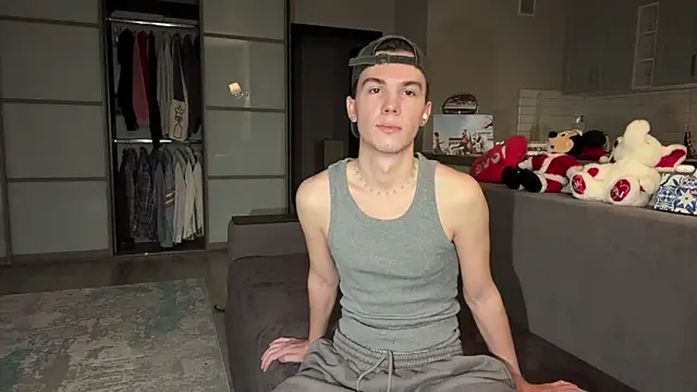 Snapshot of Jeremy1Scott chatting on 11.21.25 Jeremy1Scott online show from 11.21.25