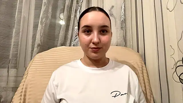 DaisyMolly online show from 11.01.25