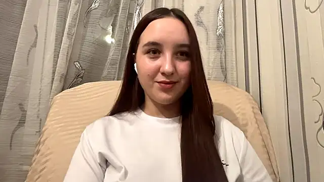 DaisyMolly online show from 11.07.25