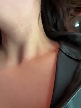 mamimamacitaaa online show from 11.28.25