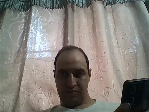 Snapshot of sacarlettareyo chatting on 10.15.25 sacarlettareyo online show from 10.15.25