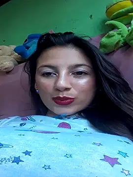 Snapshot of Naomy-daviis chatting on 10.19.25 Naomy-daviis online show from 10.19.25