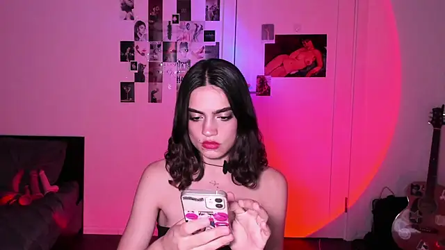 nightfloatt online show from 10.15.25