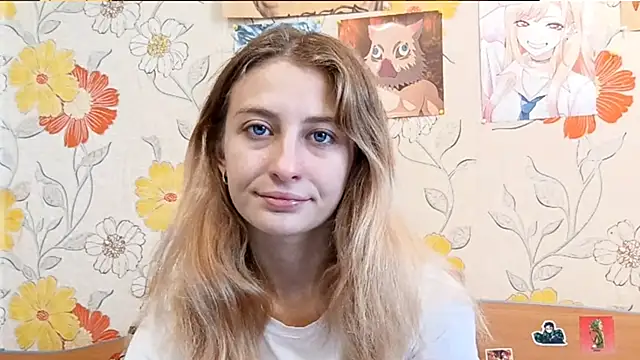 Snapshot of AmeliLia chatting on 10.19.25 AmeliLia online show from 10.19.25