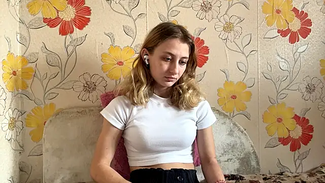 AmeliLia online show from 04.09.26
