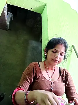 Karishma cute online show from 10.16.25