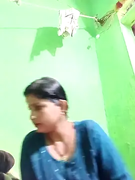 Karishma cute online show from 11.16.25