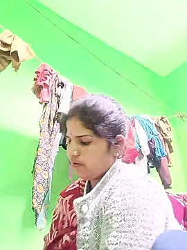 Karishma cute online show from 01.11.26