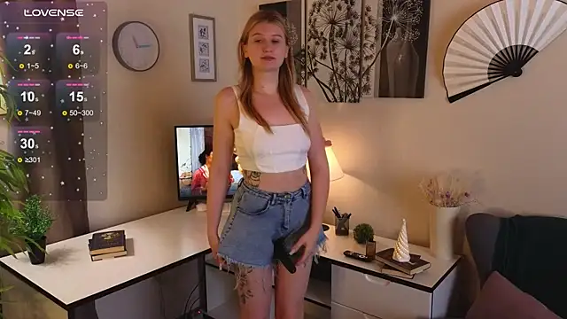 Shirley Davis online show from 01.06.26