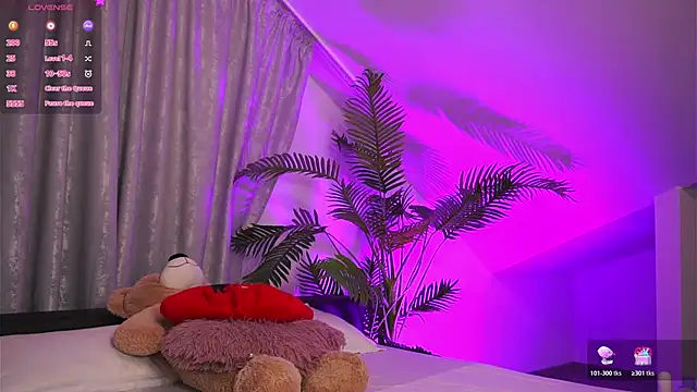 TenderSin online show from 04.10.26