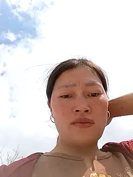 siusiu-00 online show from 10.19.25