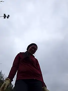 siusiu-00 online show from 10.20.25