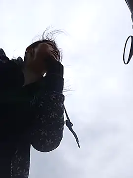 siusiu-00 online show from 10.22.25