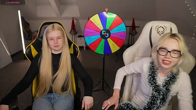 Jessica start online show from 12.04.25