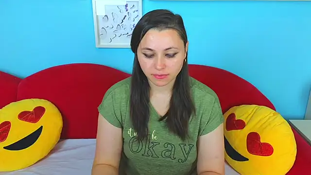 Soft Lilly online show from 11.03.25