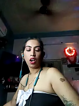 Snapshot of Darling_Annie chatting on 12.01.25 Darling Annie online show from 12.01.25