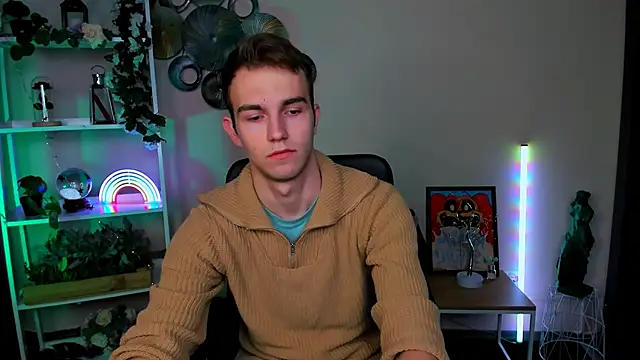 astren villo online show from 03.24.26