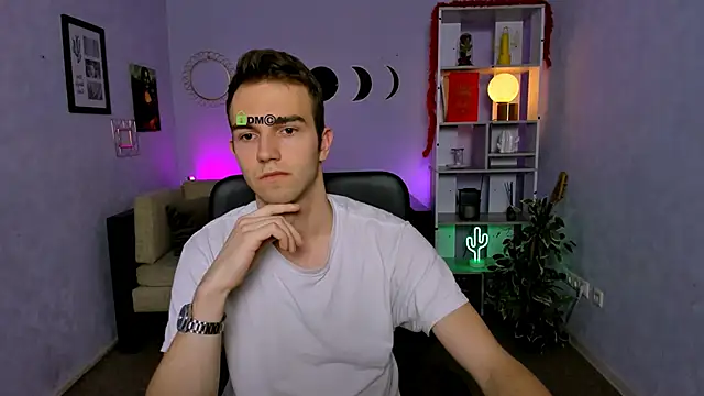 astren villo online show from 03.25.26