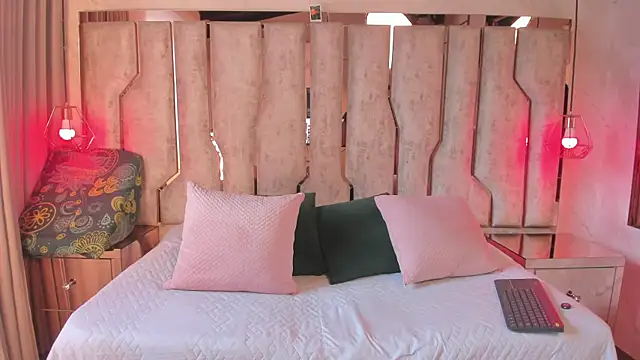 Black barbie25 online show from 10.16.25