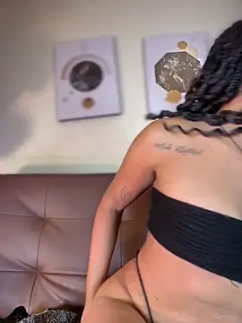 Snapshot of NovaFoxx chatting on 02.13.26 NovaFoxx online show from 02.13.26