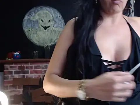 Snapshot of Lucyy_Naugthy chatting on 10.31.25 Lucyy Naugthy online show from 10.31.25