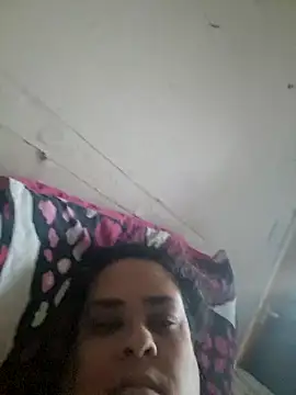 Snapshot of BigBusty_VoluptuousMilfX chatting on 10.23.25 BigBusty VoluptuousMilfX online show from 10.23.25