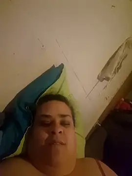 Snapshot of BigBusty_VoluptuousMilfX chatting on 11.04.25 BigBusty VoluptuousMilfX online show from 11.04.25