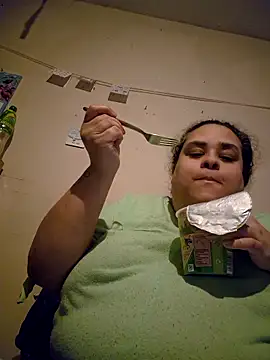 Snapshot of BigBusty_VoluptuousMilfX chatting on 12.17.25 BigBusty VoluptuousMilfX online show from 12.17.25