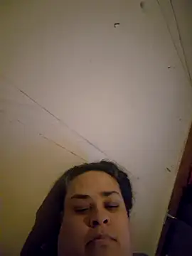 BigBusty VoluptuousMilfX online show from 12.22.25