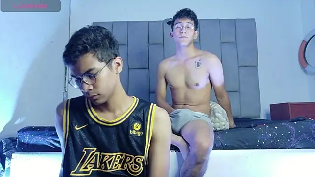 Desire4Duo online show from 05.16.26