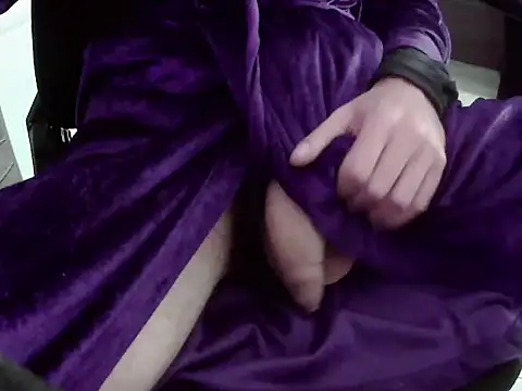 Snapshot of Batboy94 chatting on 11.22.25 Batboy94 online show from 11.22.25