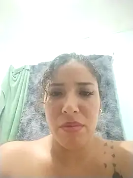 Yvonny27 online show from 02.22.26