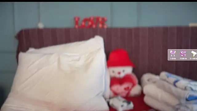  Nefertiti online show from 02.25.26