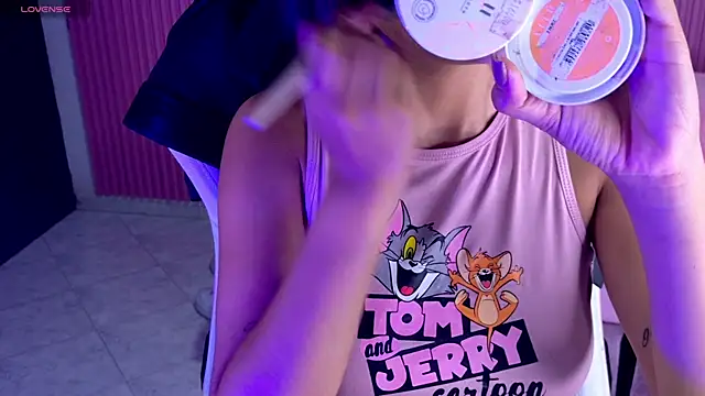 dafne17  online show from 12.17.25