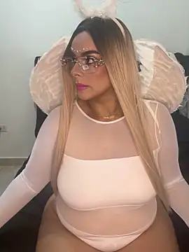 BBWCami  online show from 10.29.25