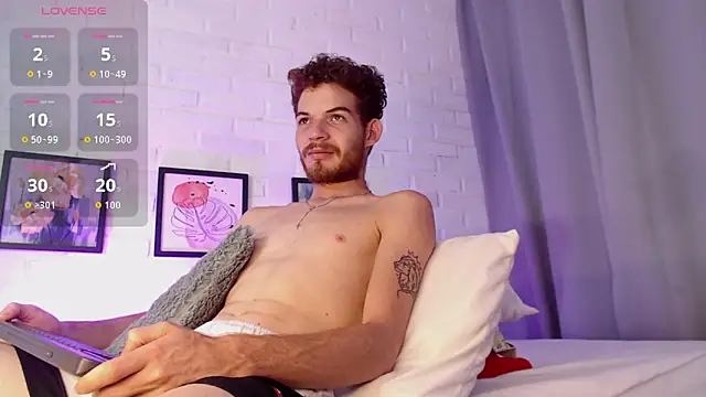 MATEO HUNTER online show from 04.01.26