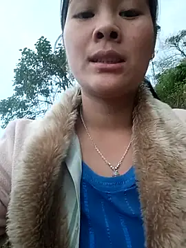 Lyssa-a online show from 12.17.25