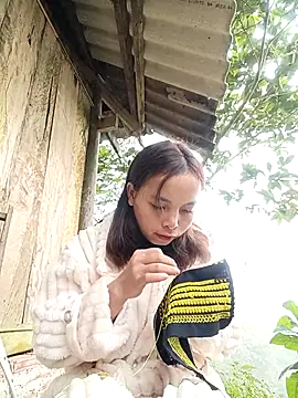 Nguyet2k4 online show from 12.16.25