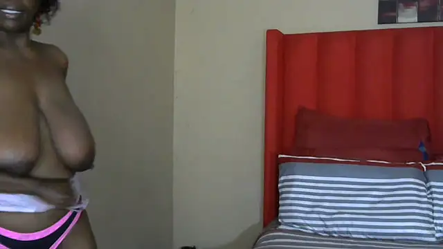 AfroGodesss124 online show from 01.15.26